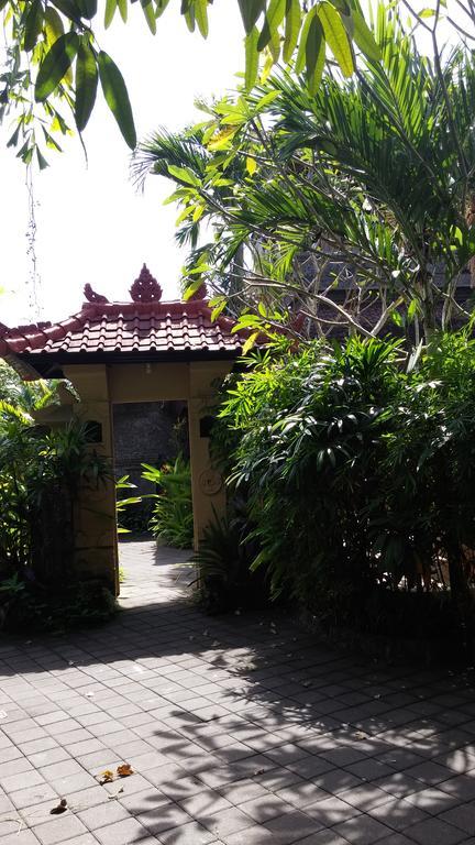 Aahh Bali Bed And Breakfast Jimbaran Eksteriør billede